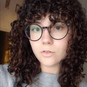 Meet your Posher, Shoshana